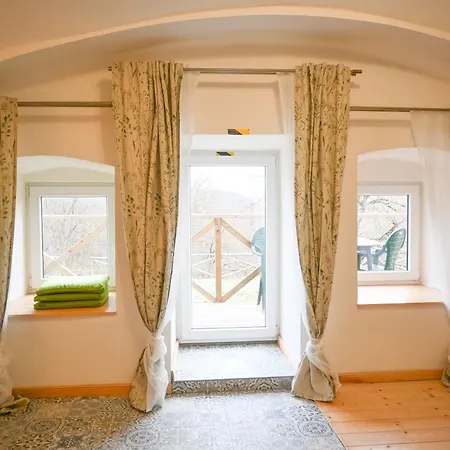 Apartament U Stareho Zamku Soutice